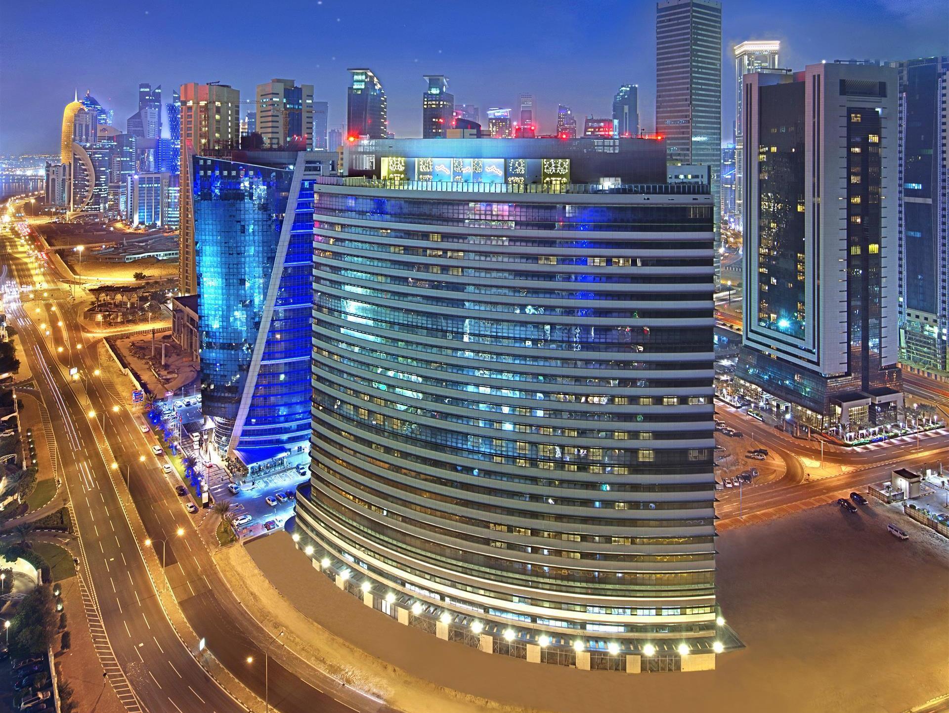 The Curve Hotel Doha Exteriör bild