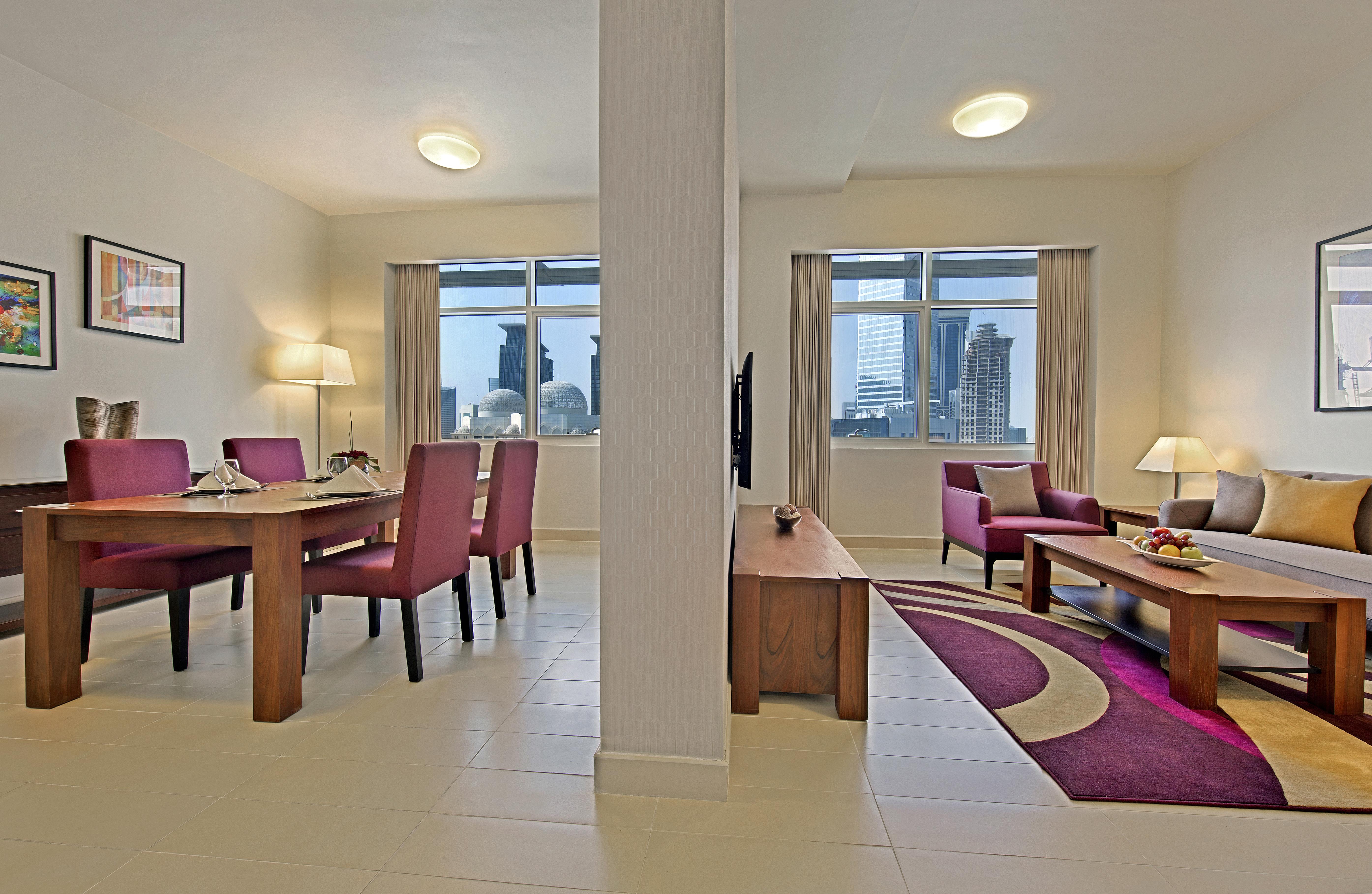 The Curve Hotel Doha Exteriör bild