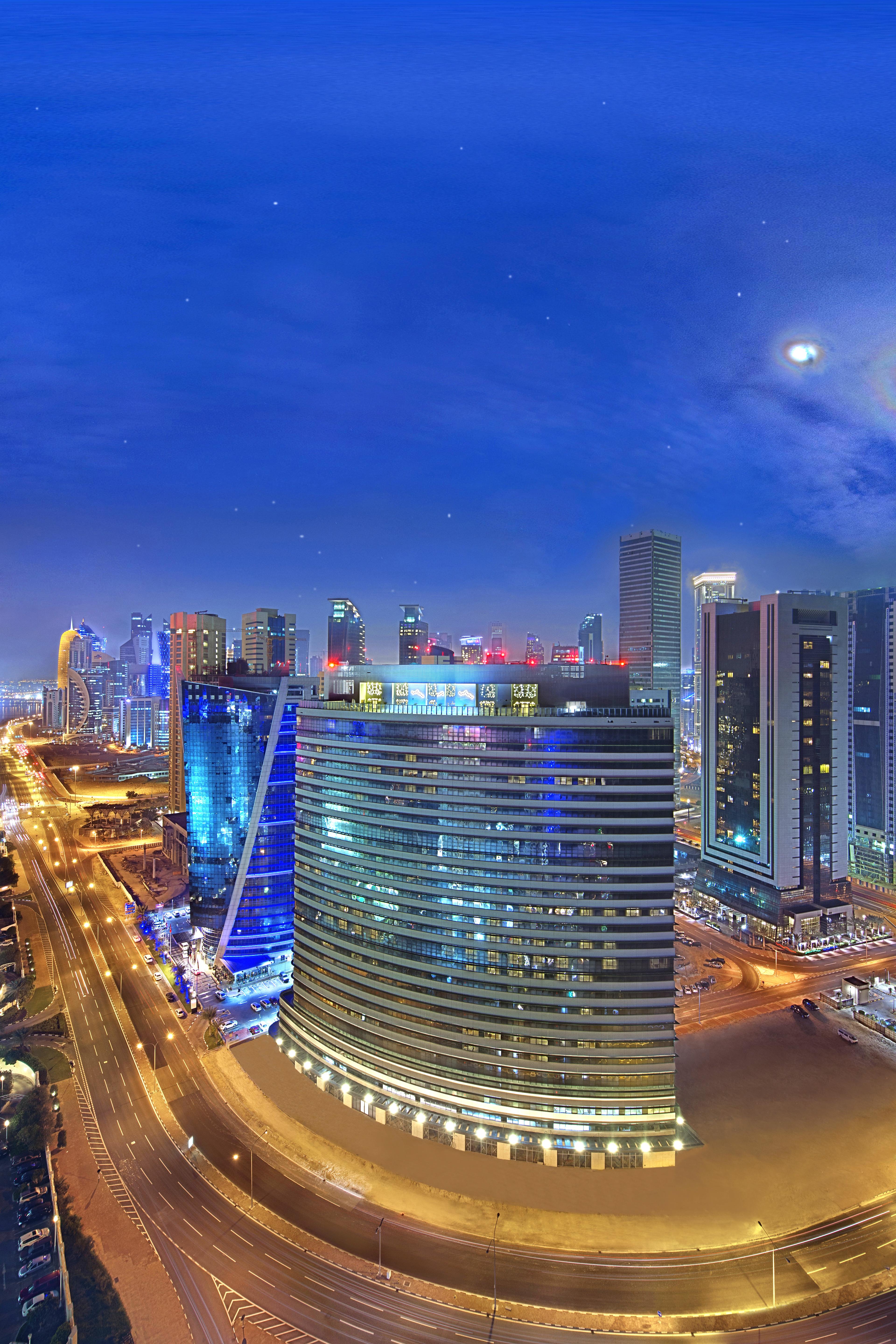 The Curve Hotel Doha Exteriör bild