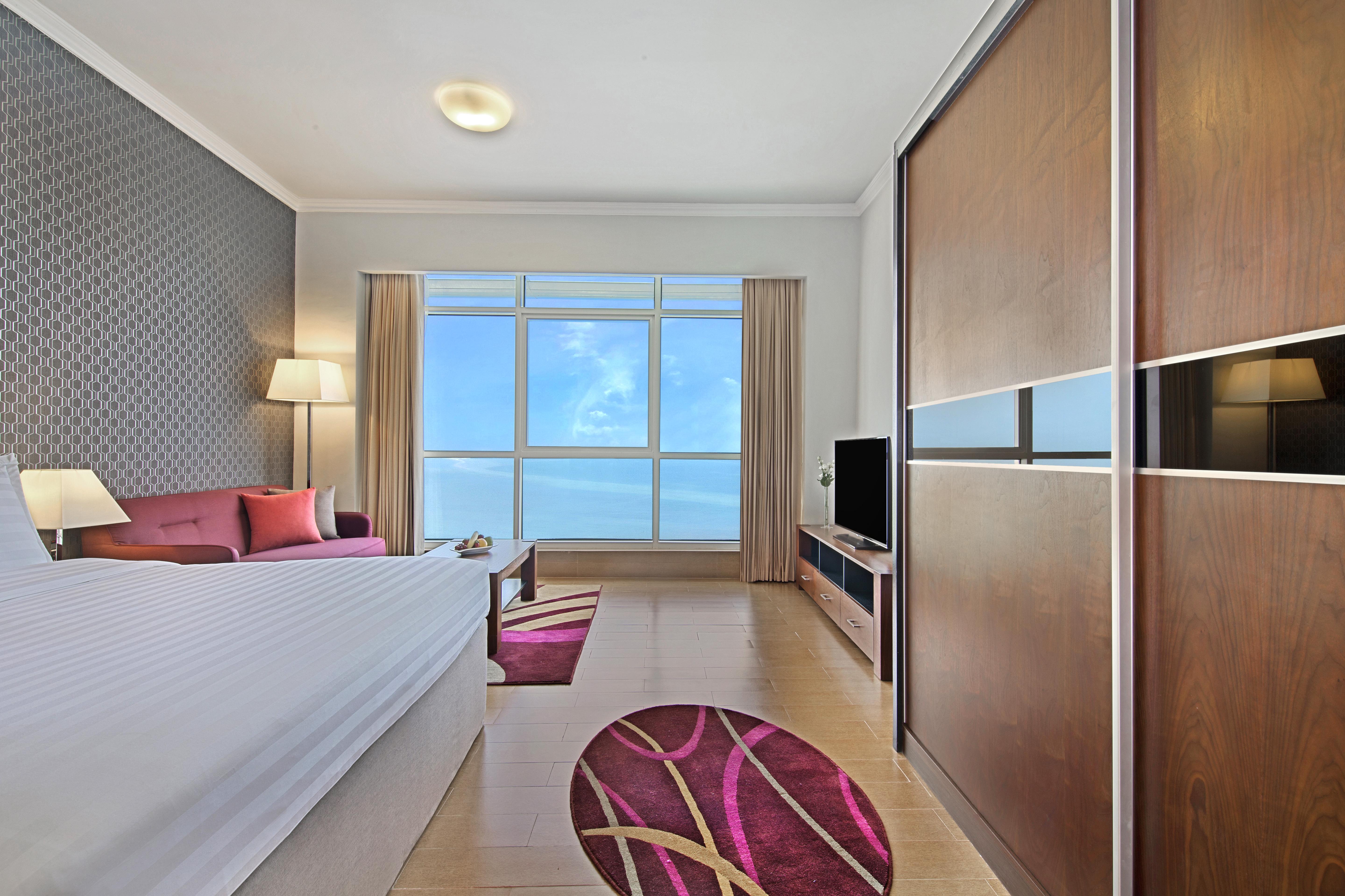 The Curve Hotel Doha Exteriör bild